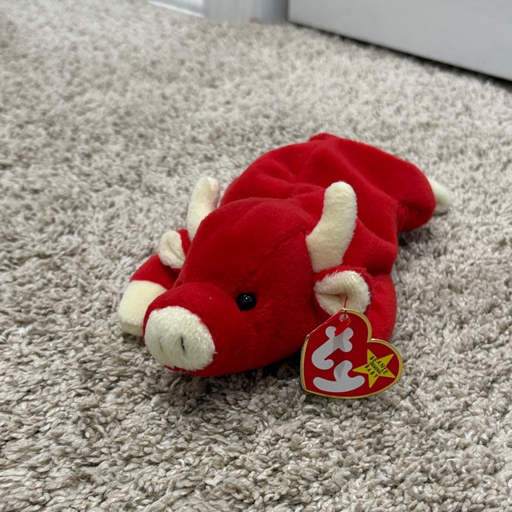 Beanie Babies Snort The Bull